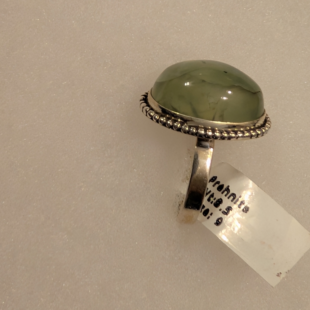 Natural Prehnite Stone Ring Set in 925 Sterling Silver - Picture 3 of 5